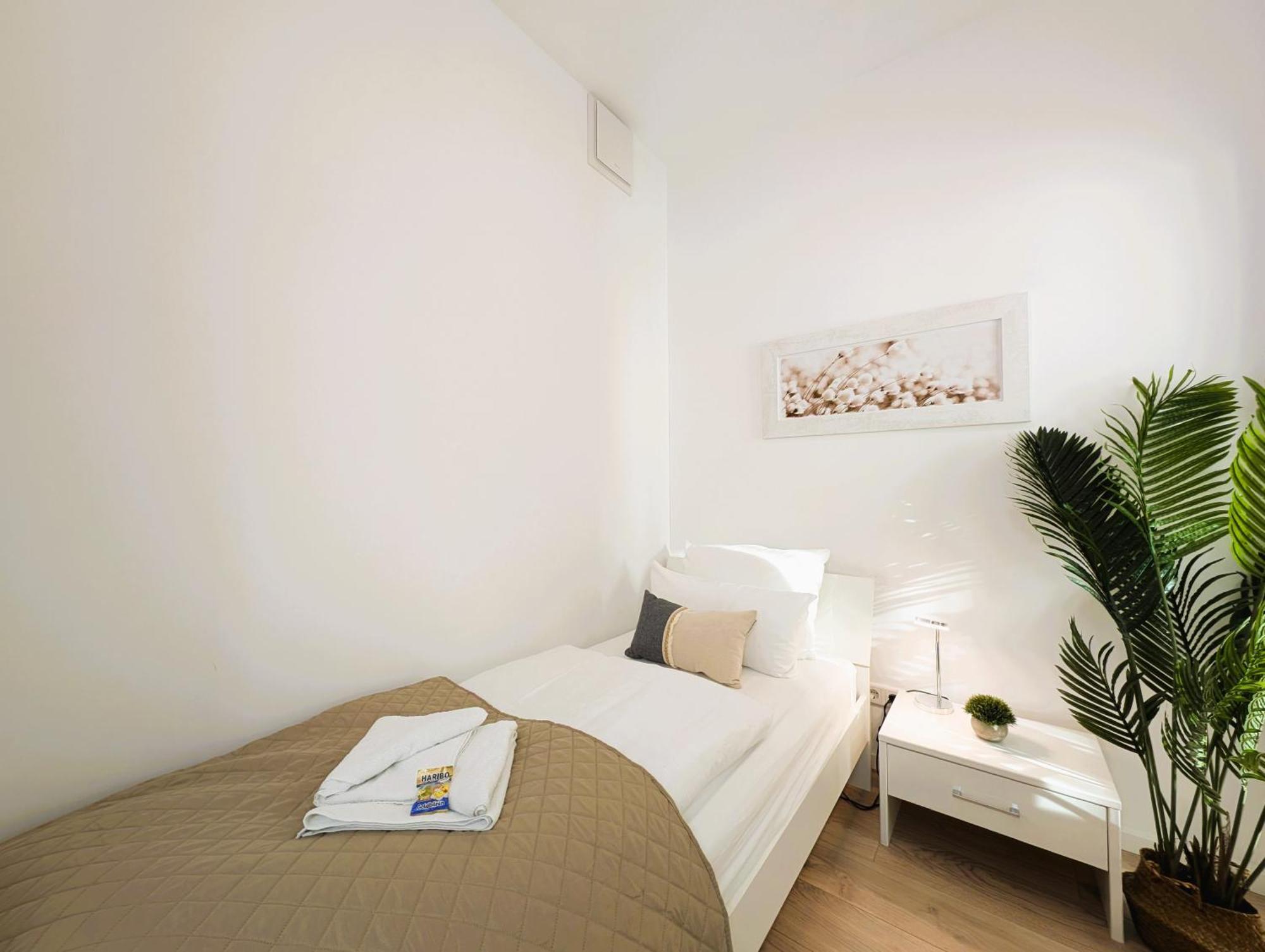 Bohnapartments - Nordkap-Suiten - Gratis Parkplatz - Moderner Neubau - Erdgeschoss - Fussbodenheizung Erfurt Exteriör bild